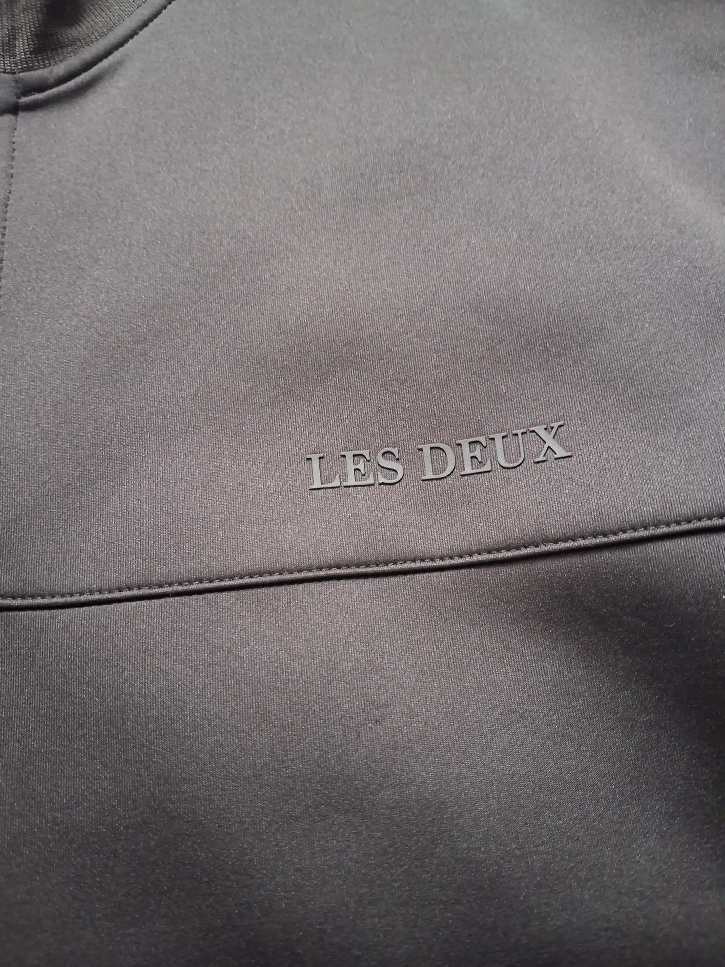 Les Deux-tröja