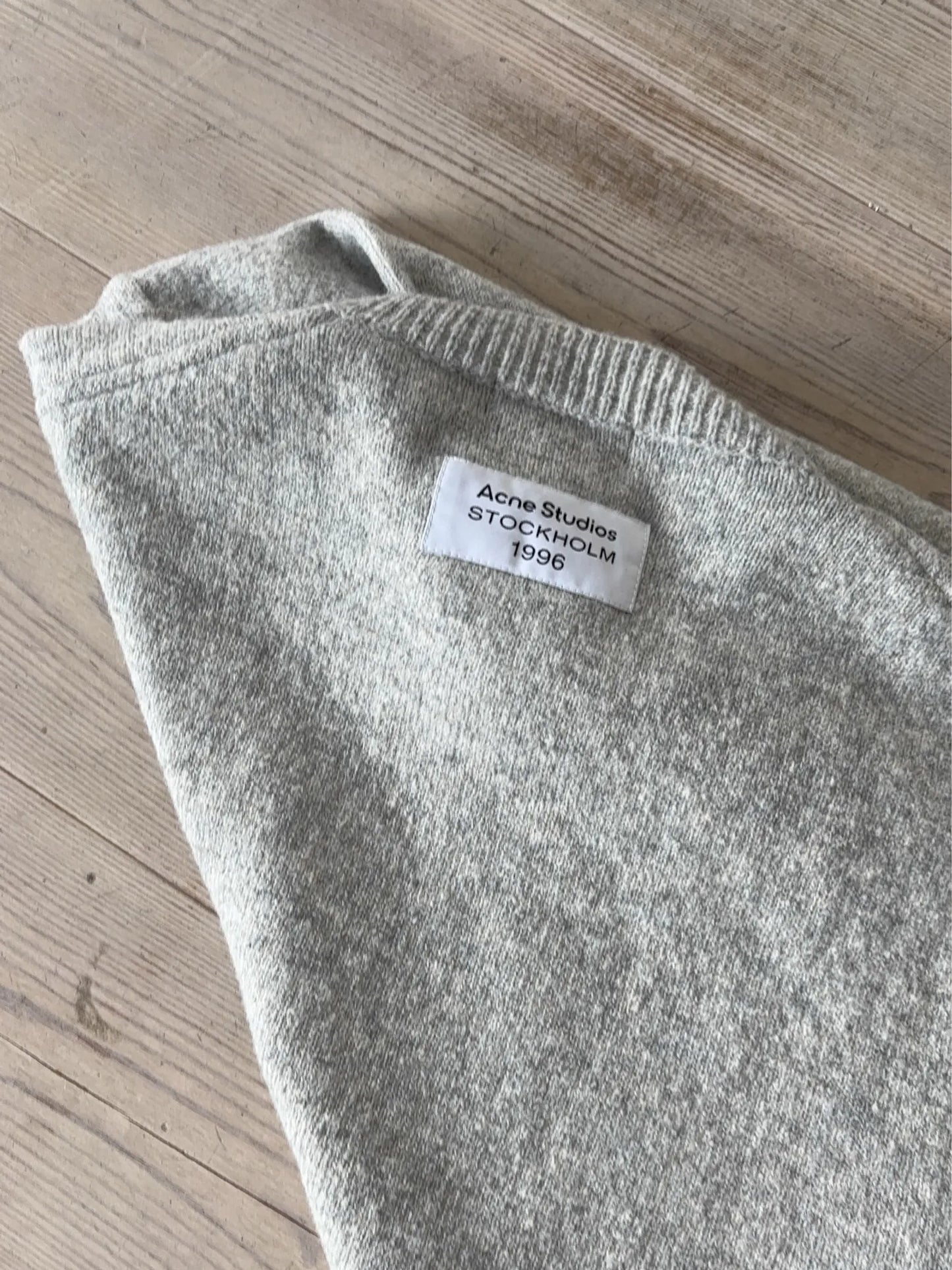 Acne Studios-tröja NWOT
