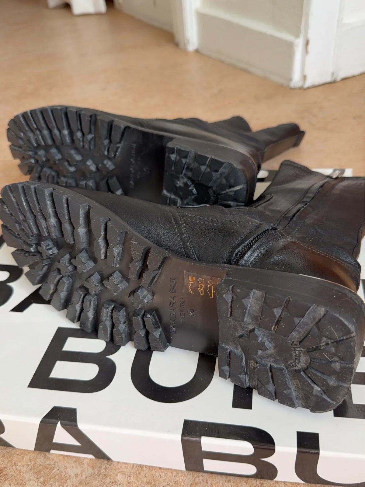 Barbara Bui-skinnboots