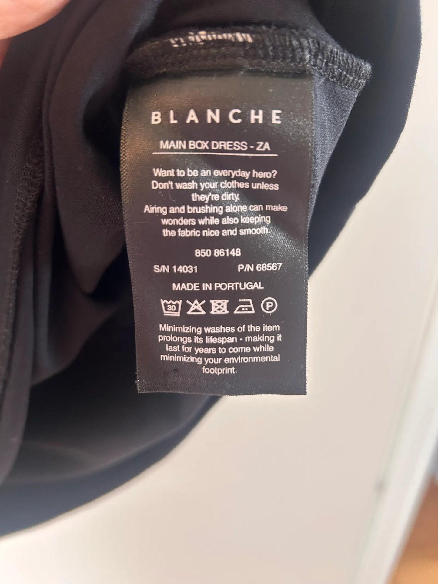 Blanche Main Box-klänning NWOT