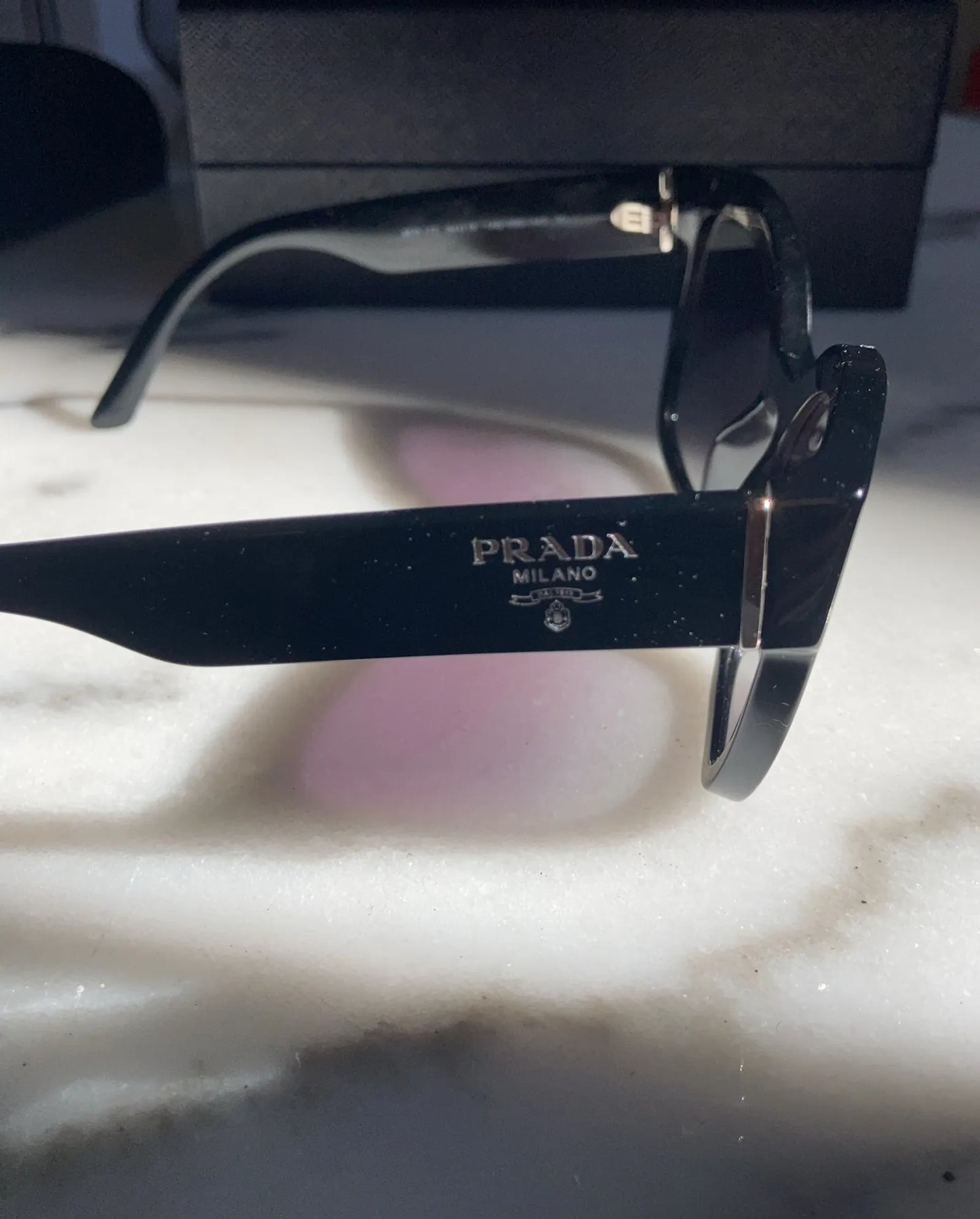 Prada-solglasögon