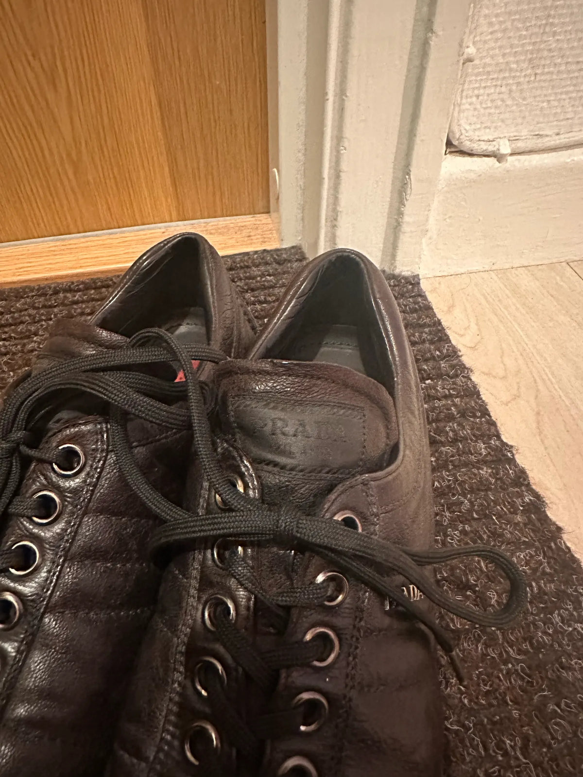 Prada-skinnsneakers