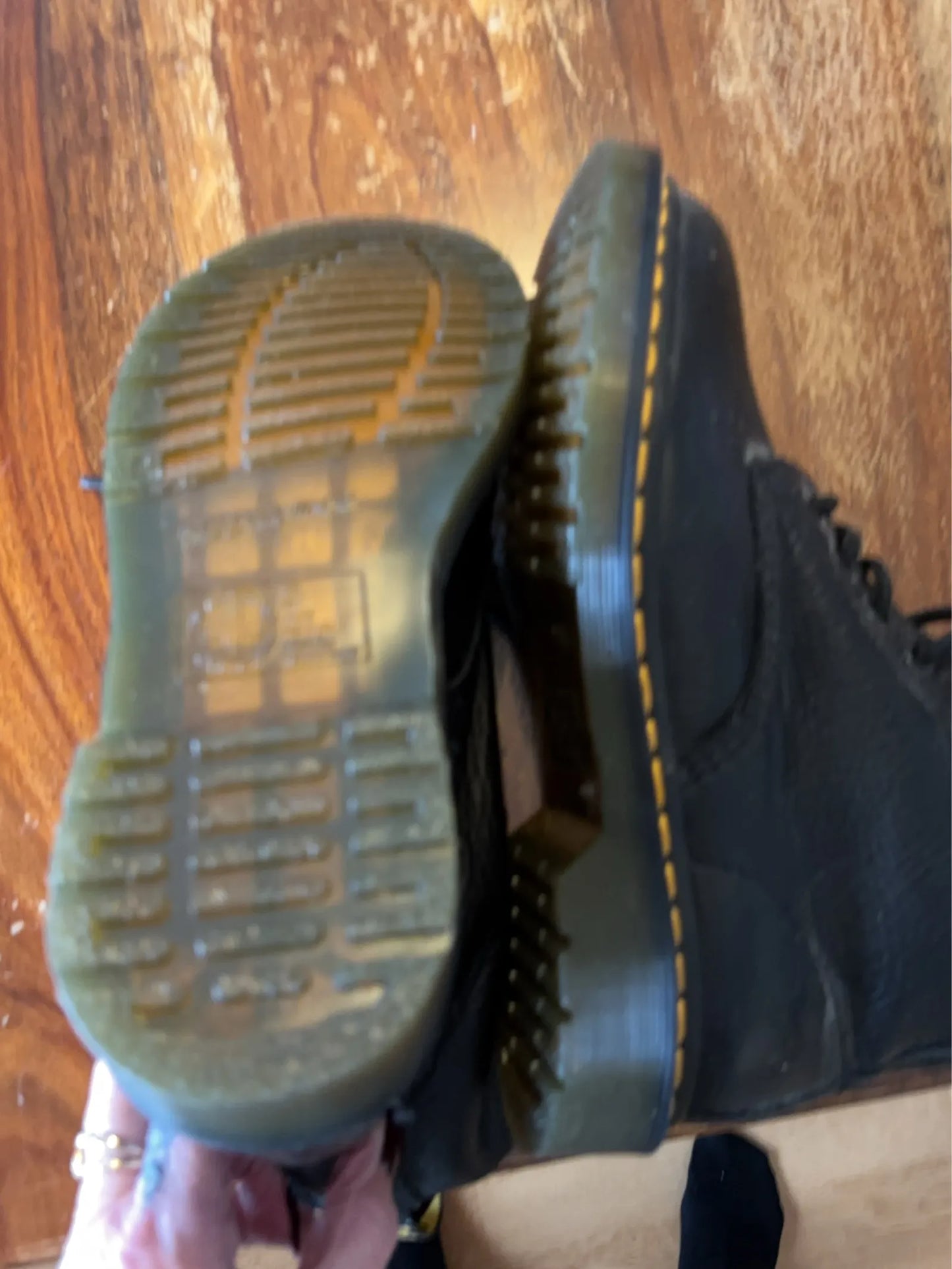 Dr. Martens-skinnkängor NWOT