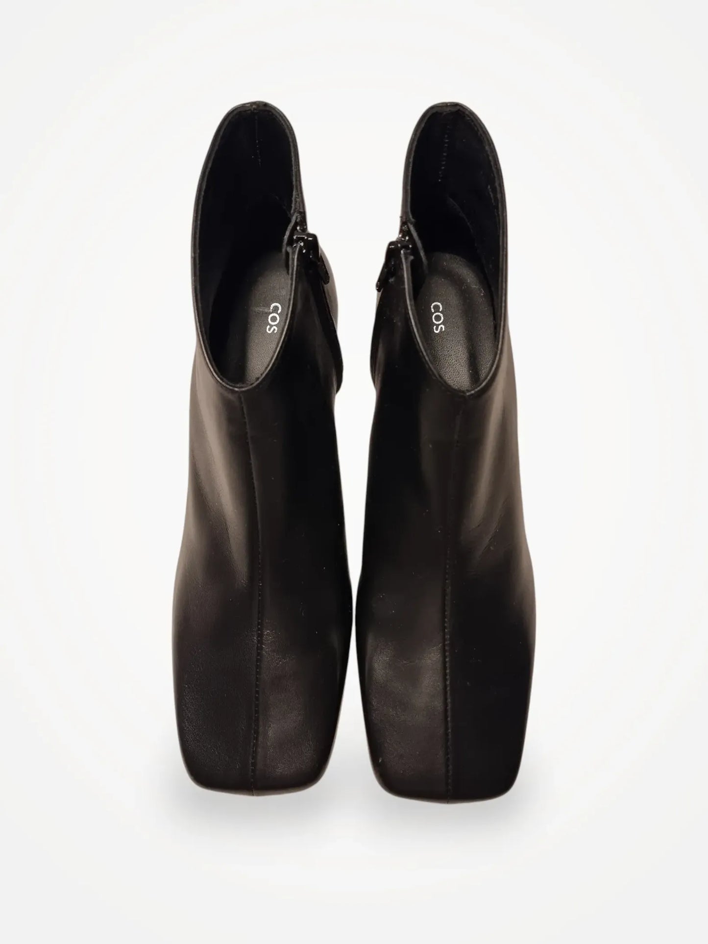 Cos-skinnboots NWOT