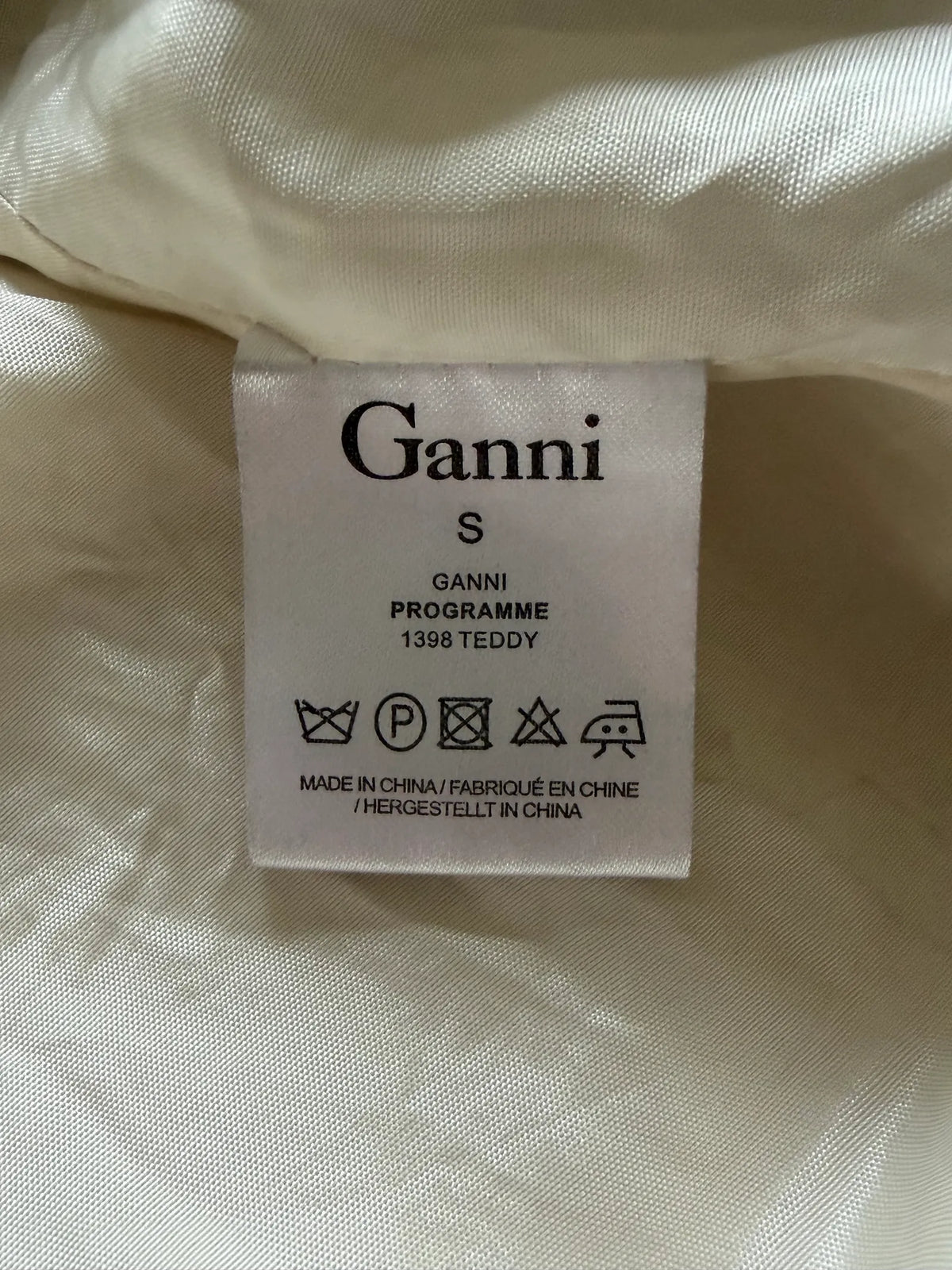 Ganni-ullrock