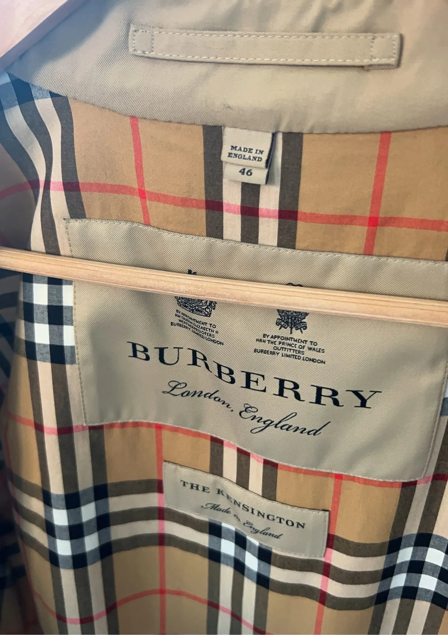 Burberry Kensington Trench Trenchcoat