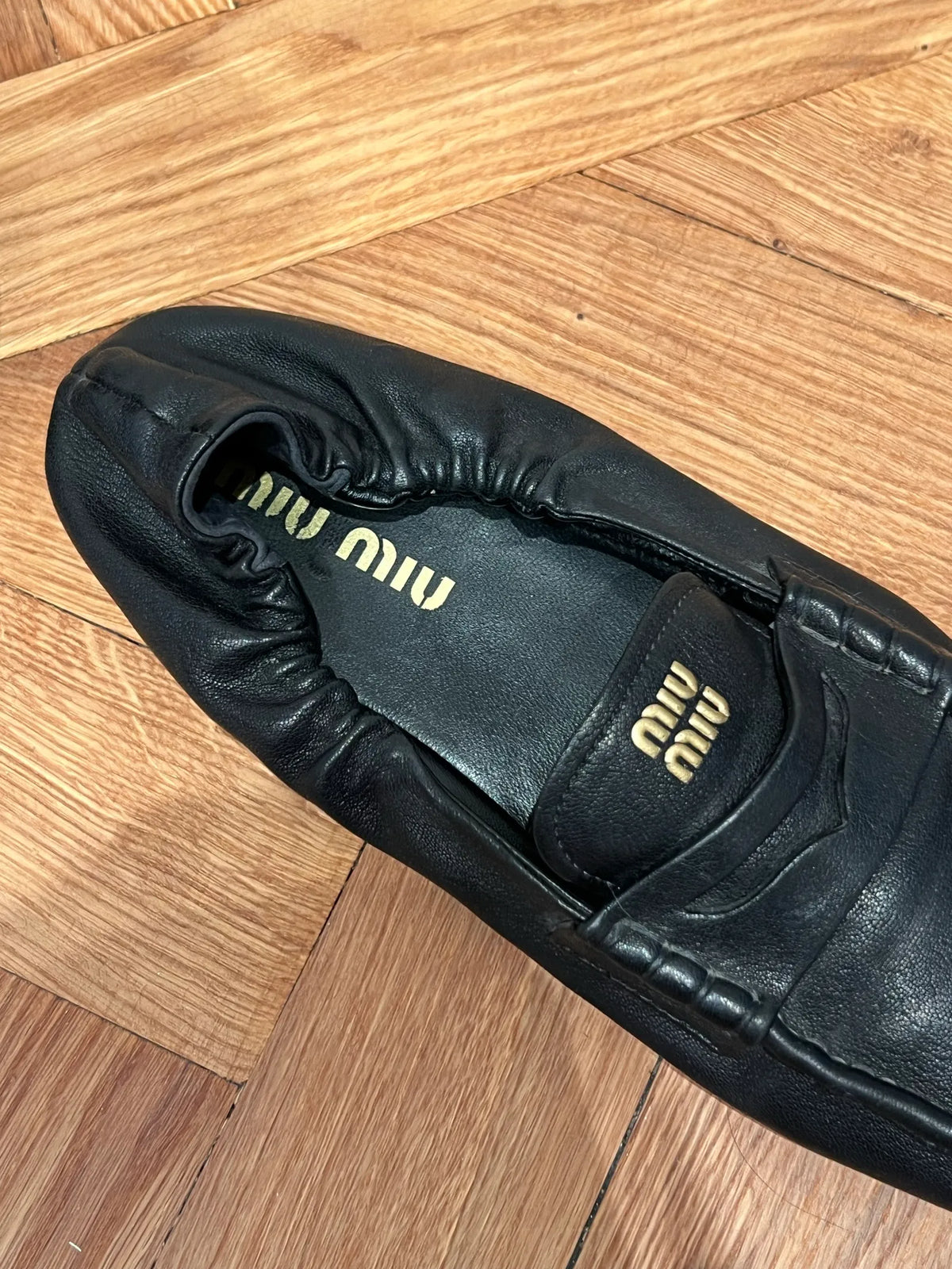 Miu Miu Ruches Nappa Leather-skinnloafers