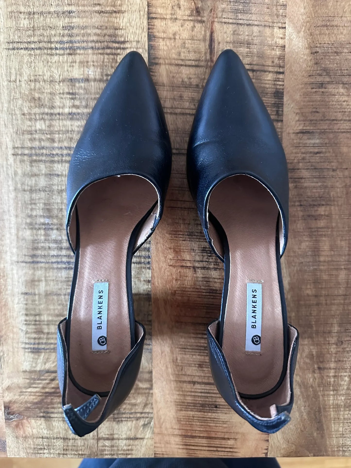 Blankens The Riverside Black Leather-skinnklackar