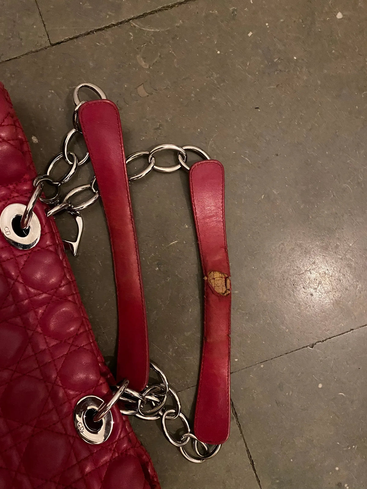 Christian Dior Cannage Soft Shopping-skinnhandväska