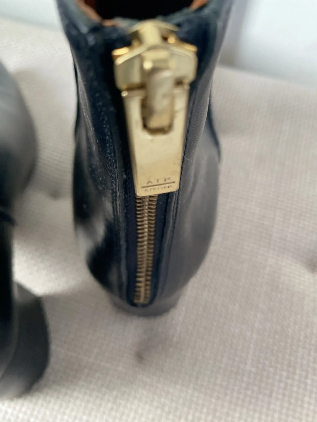 ATP Atelier Tomorrows Partes-skinnboots NWOT