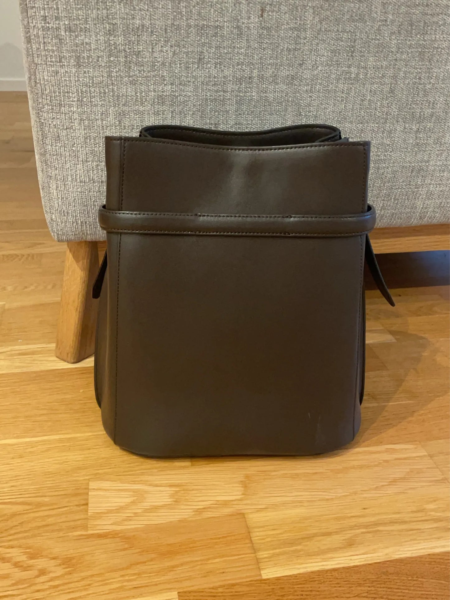 Toteme Bucket Shoulder bag
