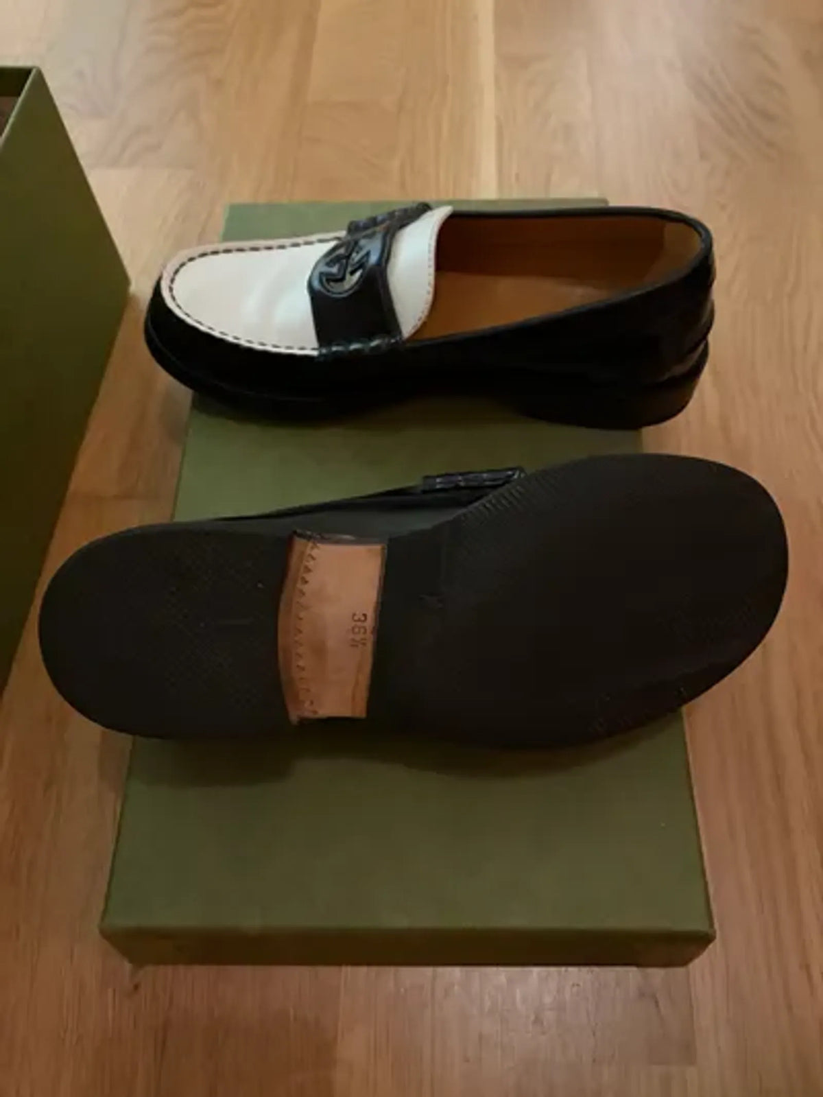 Gucci-skinnloafers NWOT