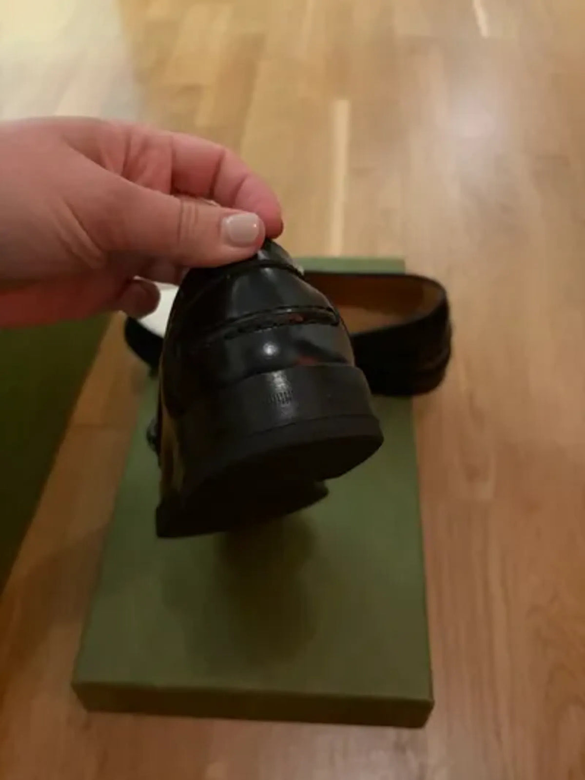Gucci-skinnloafers NWOT