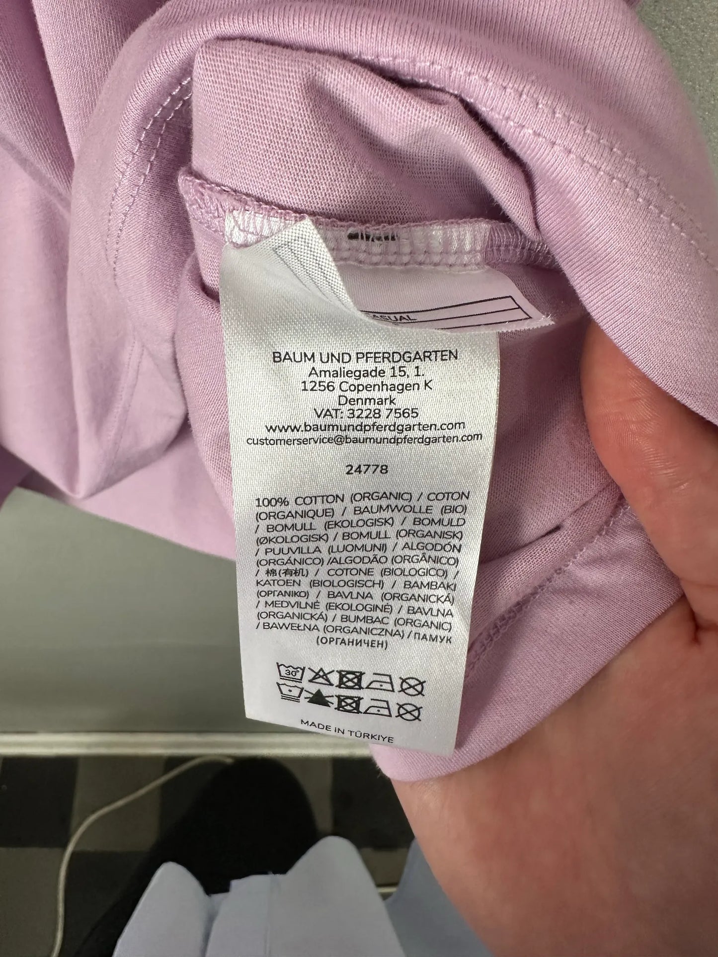 Baum und Pferdgarten July T-shirt