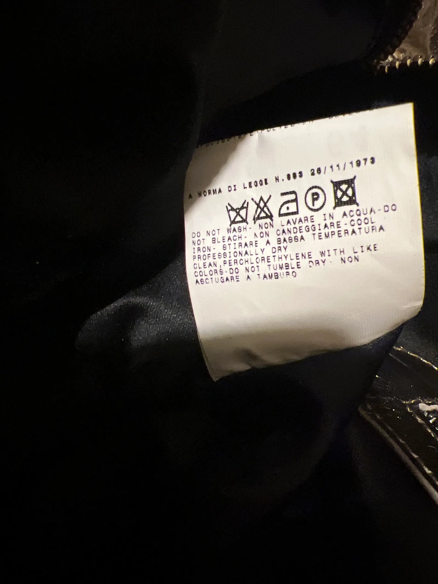 Dolce & Gabbana-skinnaxelremsväska NWOT