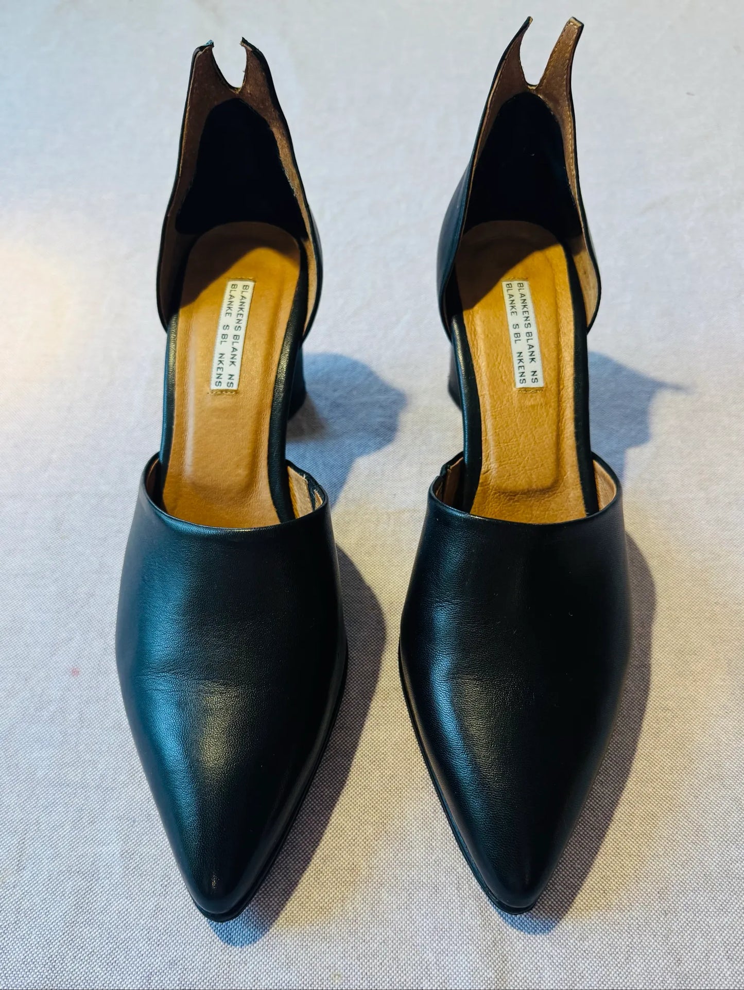 Blankens The Riverside Black Leather-skinnklackar NWOT
