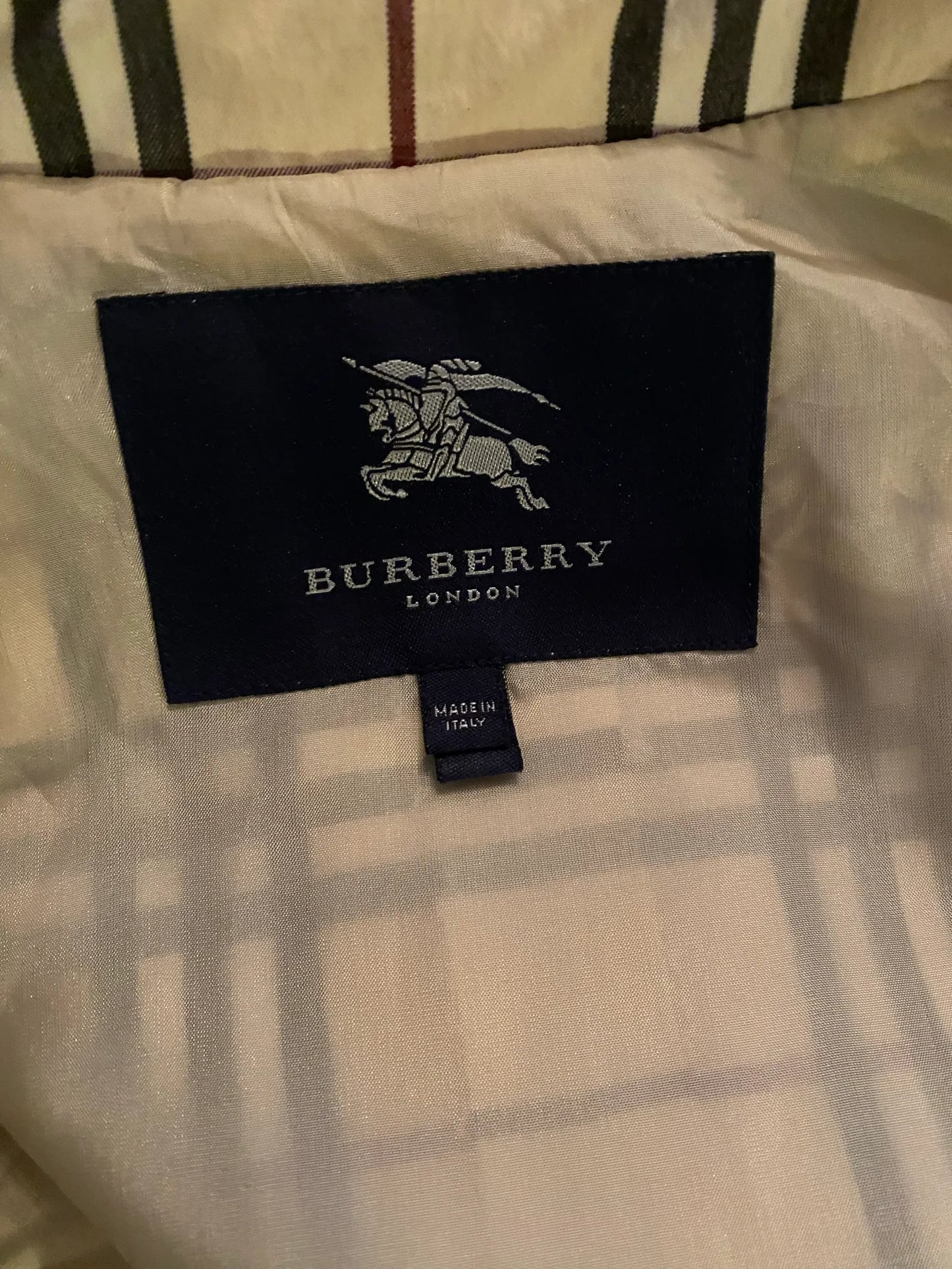 Burberry Trenchcoat