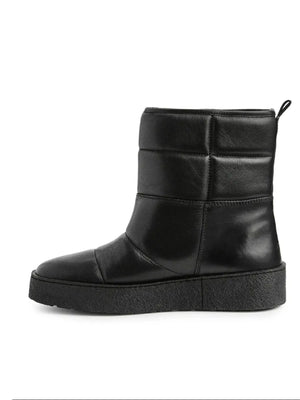 Arket Winter Shoes