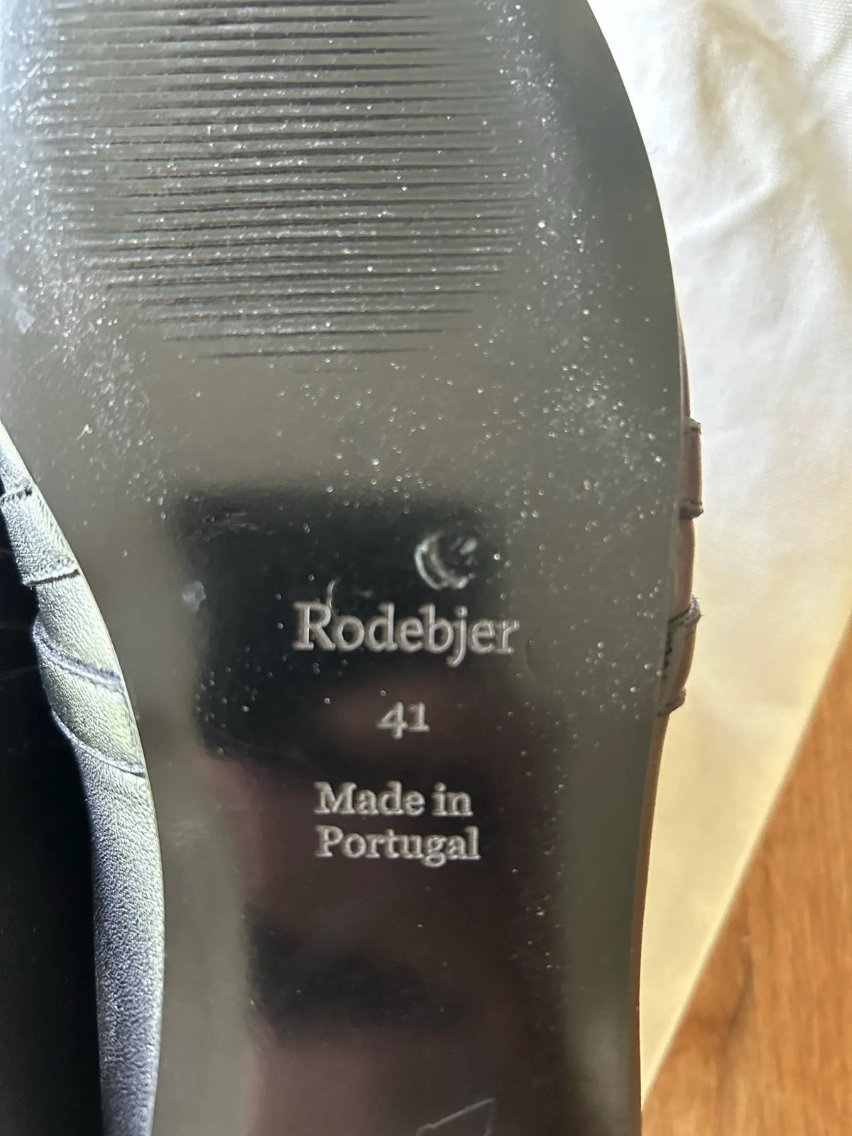 Rodebjer Mollie-skinnloafers NWOT