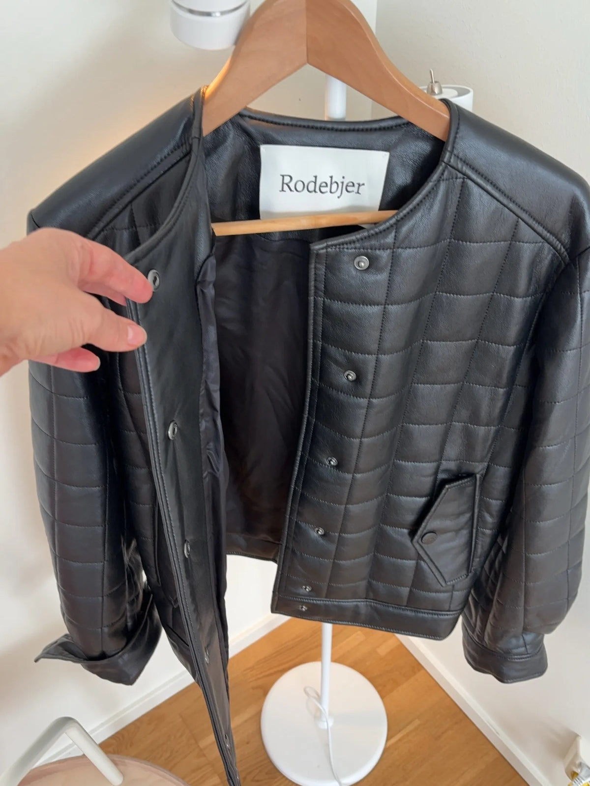 Rodebjer Quiltad-skinnjacka NWOT