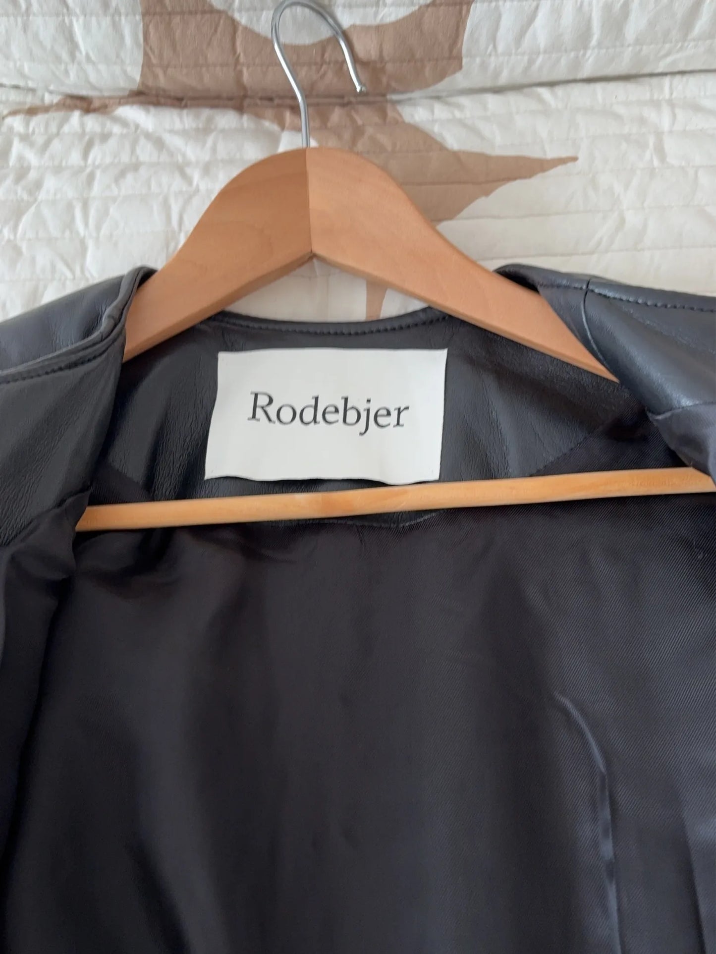 Rodebjer Quiltad-skinnjacka NWOT