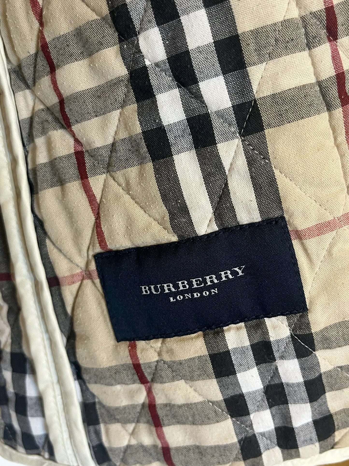 Burberry-skinnfritidsjacka