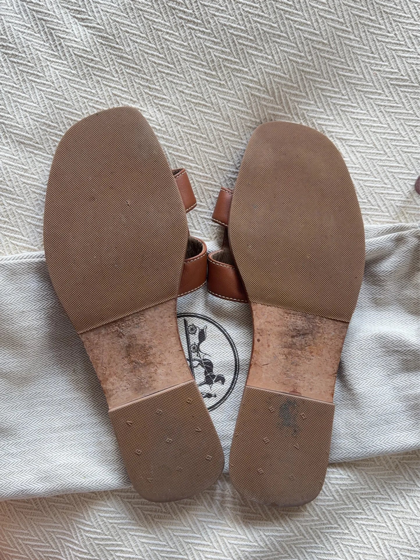 Hermès Oran Sandals
