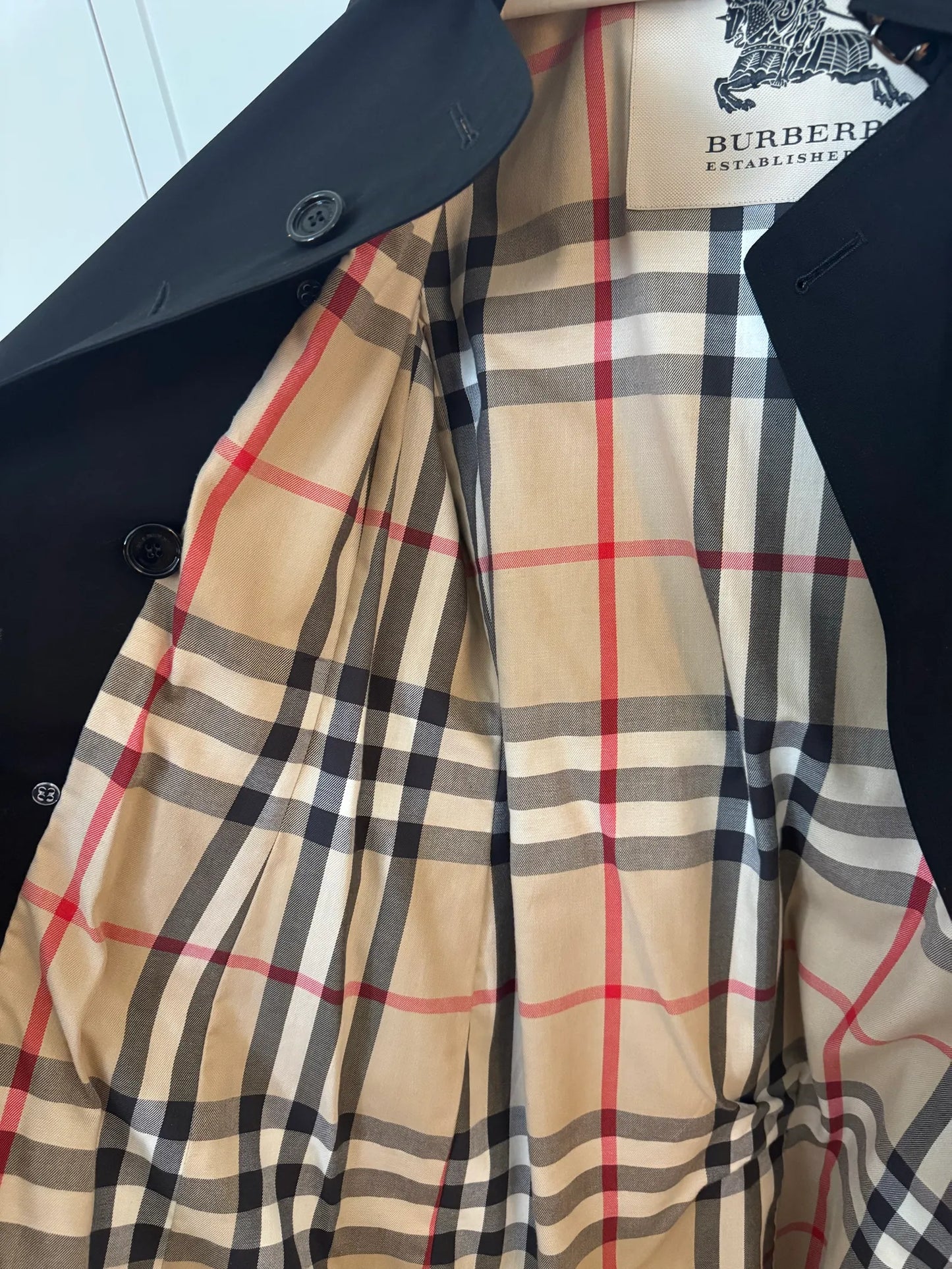 Burberry-trenchcoat