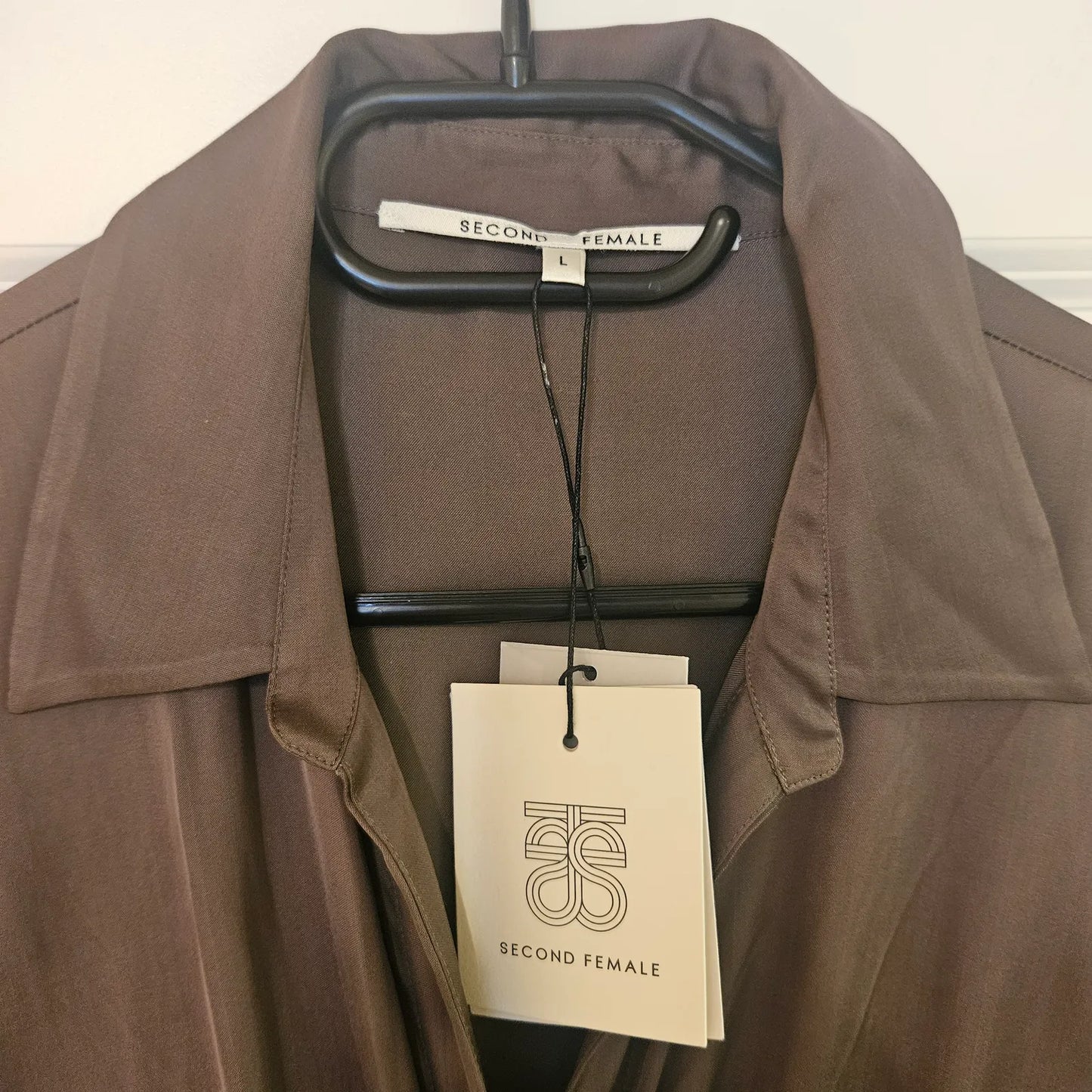 Second Female Galeries , Major Brown Dress