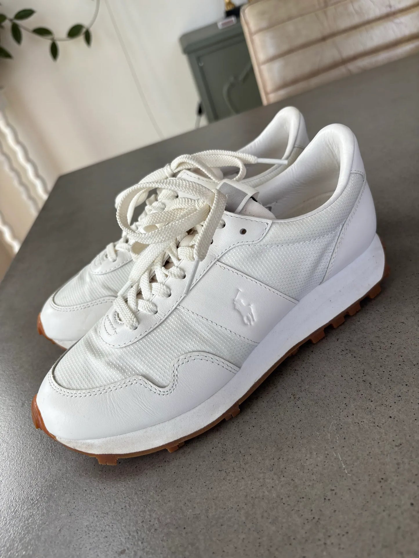Ralph Lauren-skinnsneakers