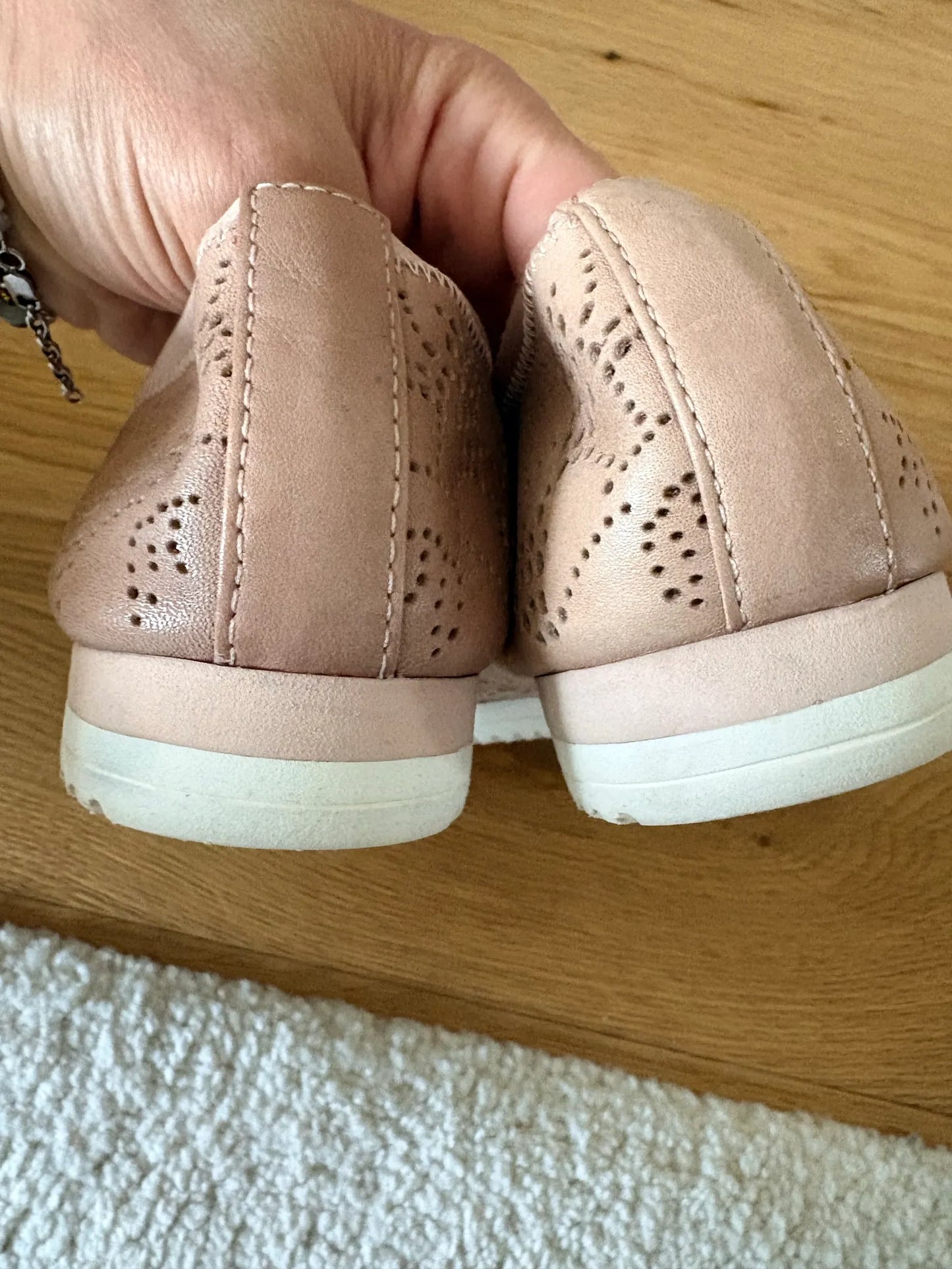 Tamaris-skinnballerinaskor NWOT