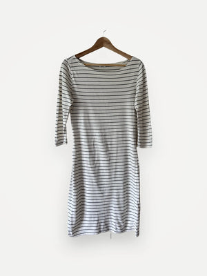 Filippa K-klänning