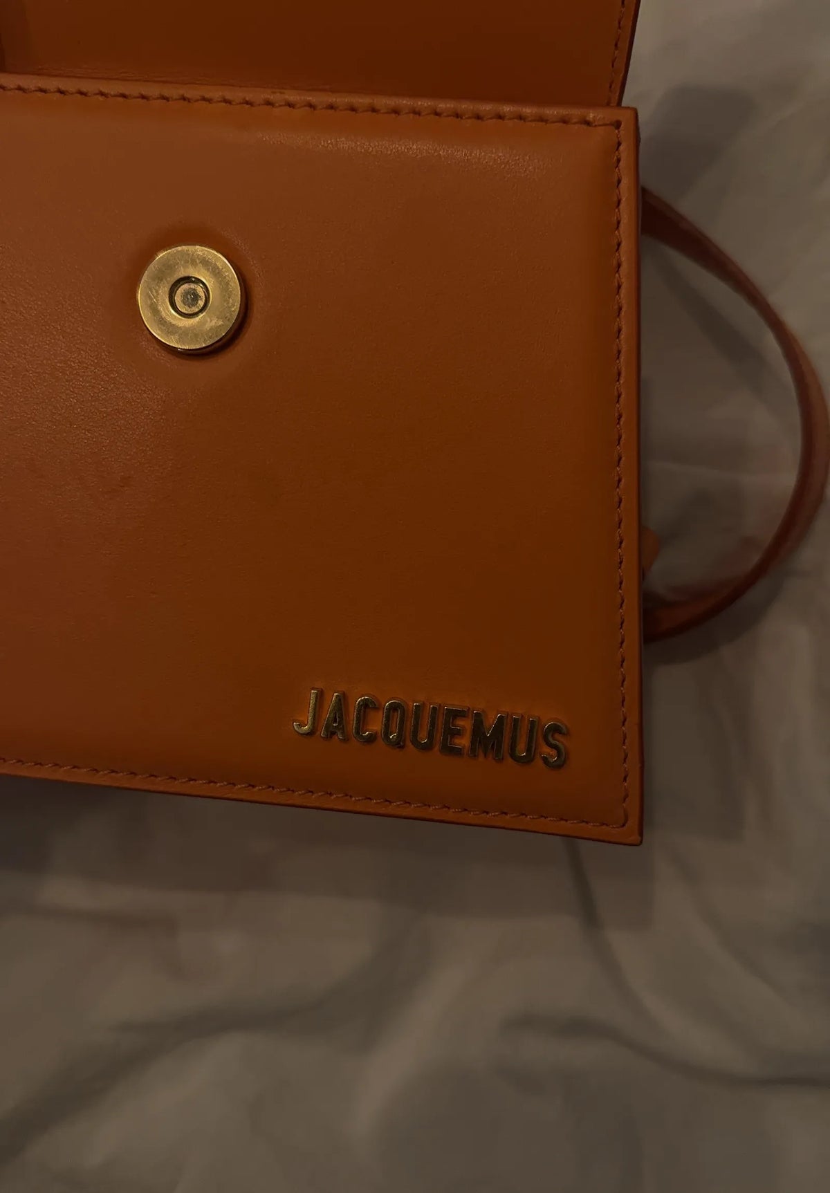 Jacquemus-skinnhandväska NWOT