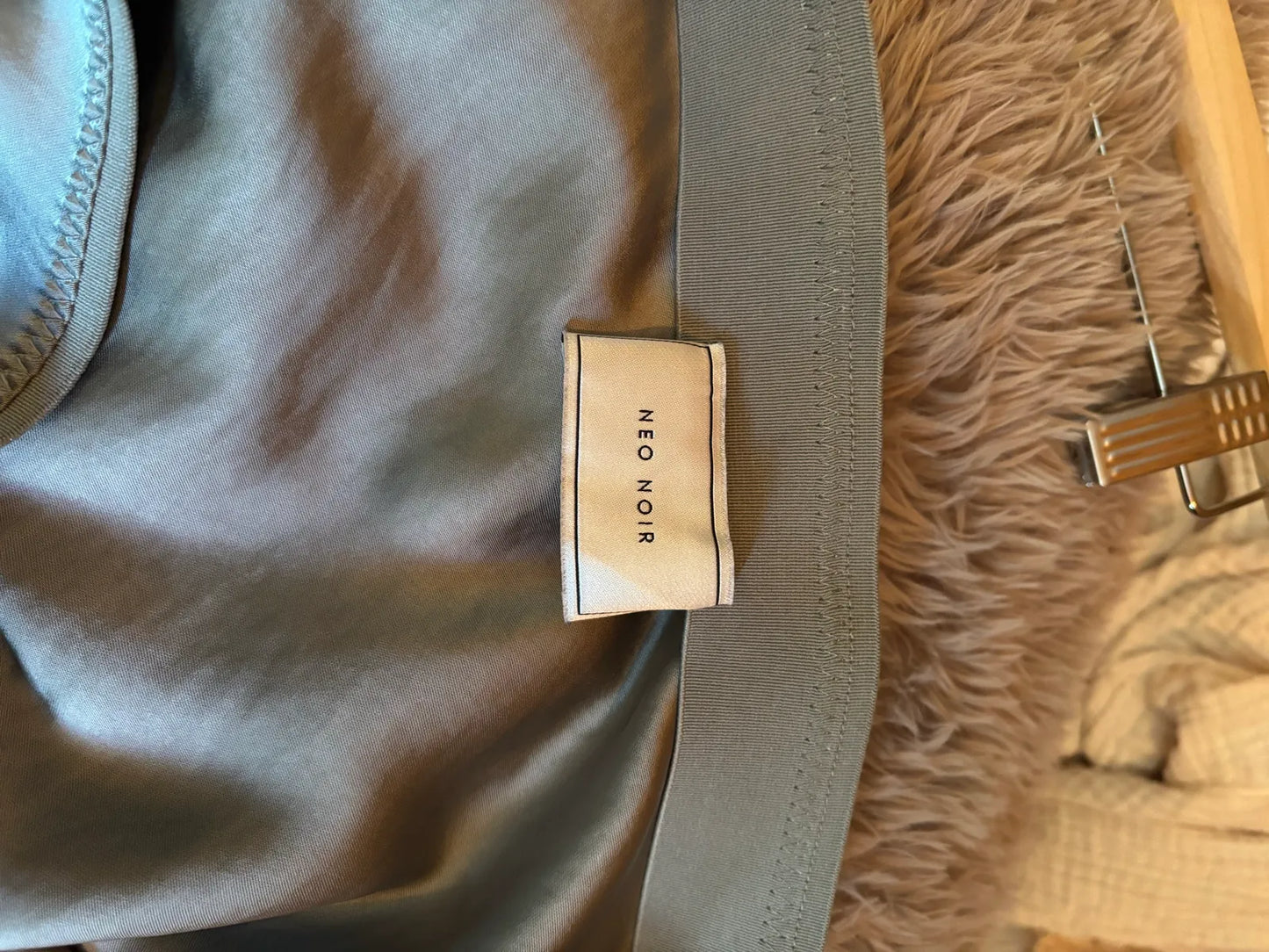 Neo Noir Vicky Heaven Satin-kjol