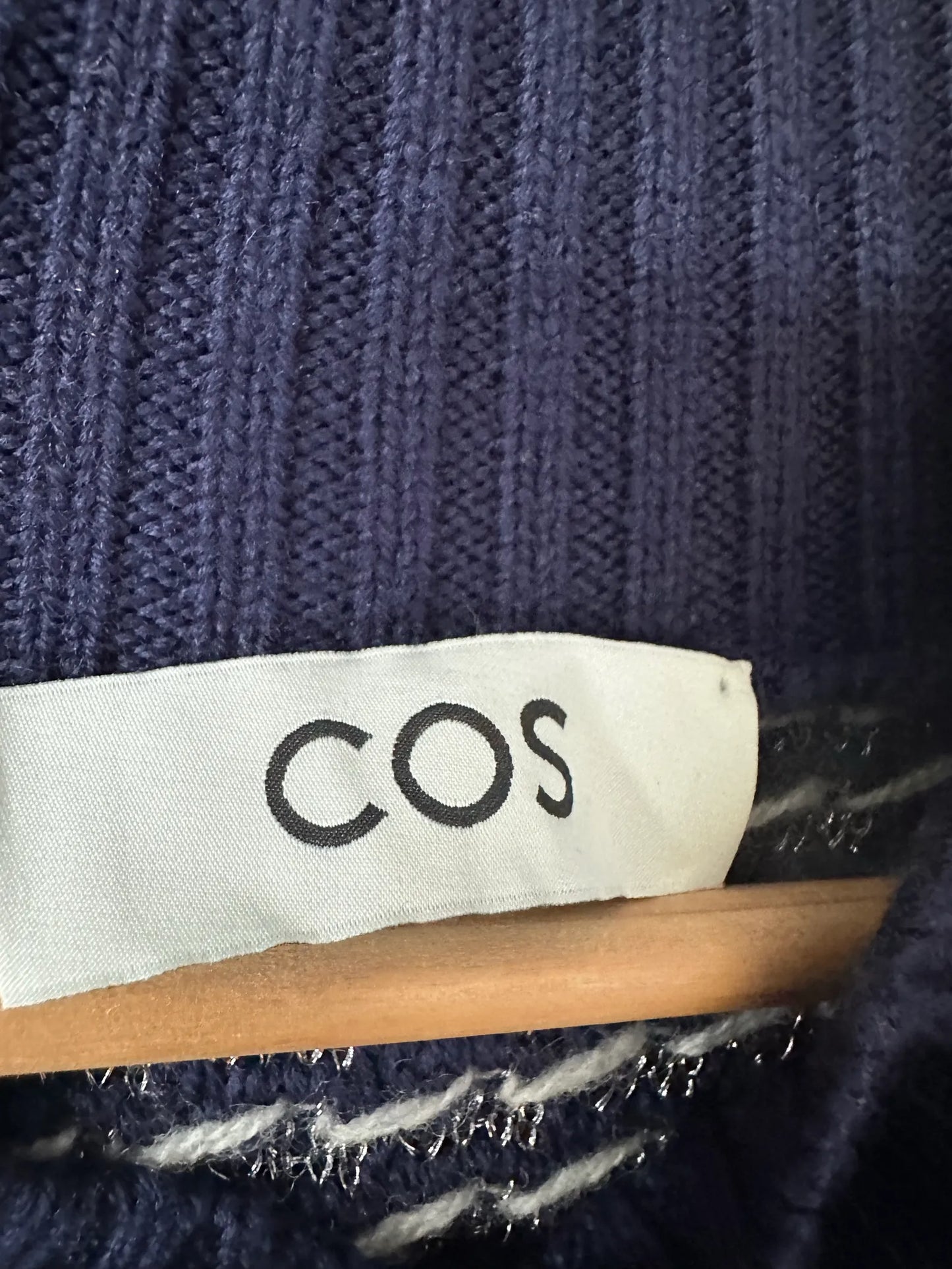 Cos-ulltröja