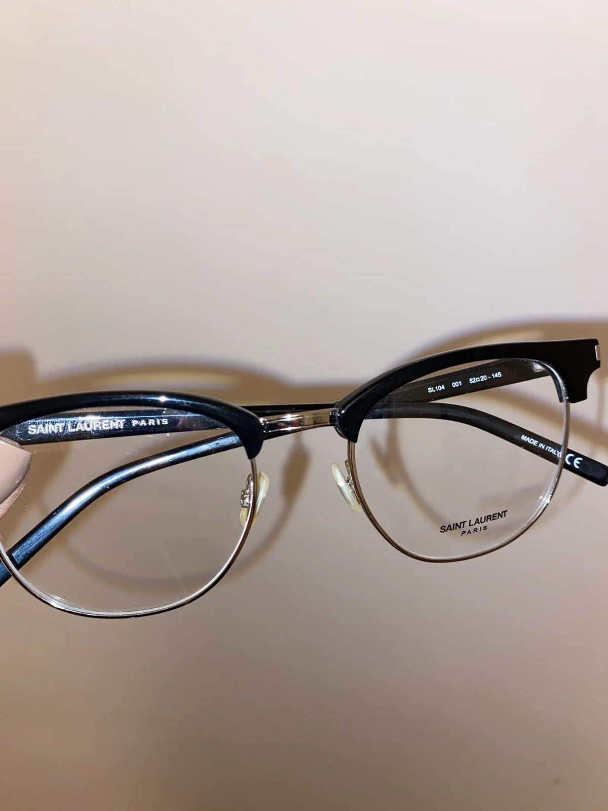 Saint Laurent-glasögon NWOT