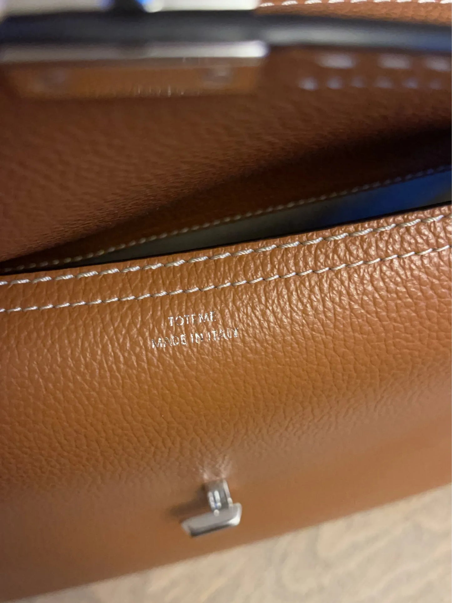 Toteme T-lock Handle Shoulder bag