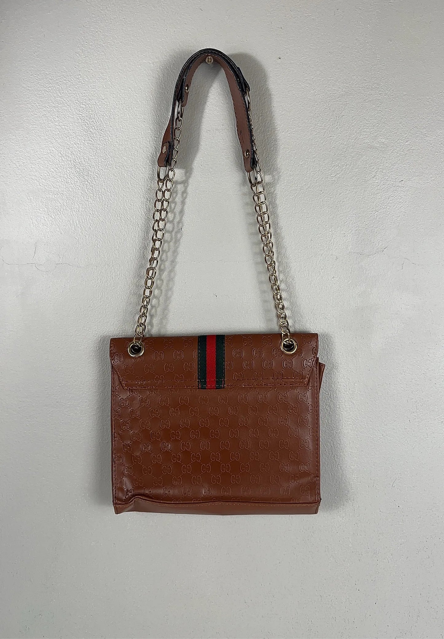Gucci-axelremsväska