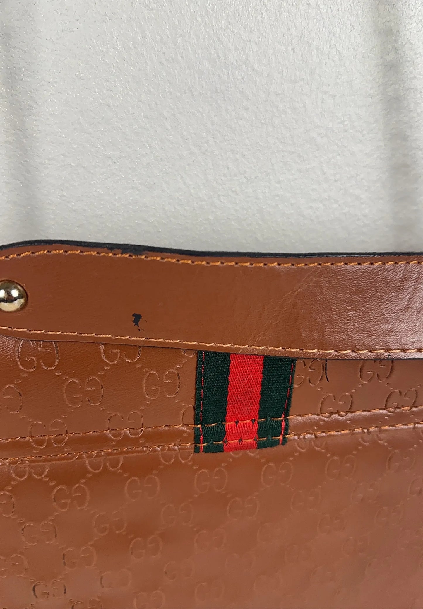 Gucci-axelremsväska