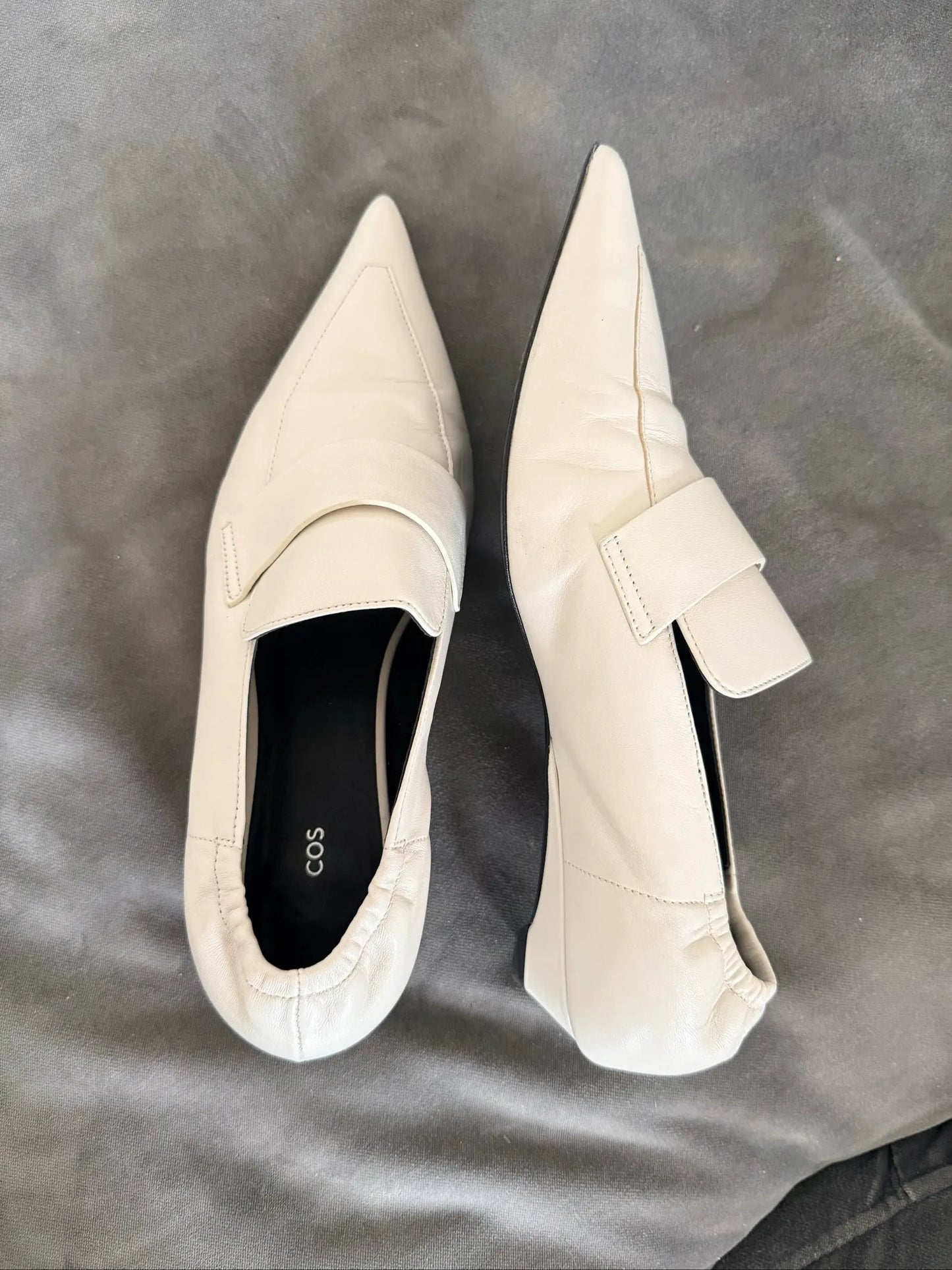 Cos-skinnloafers
