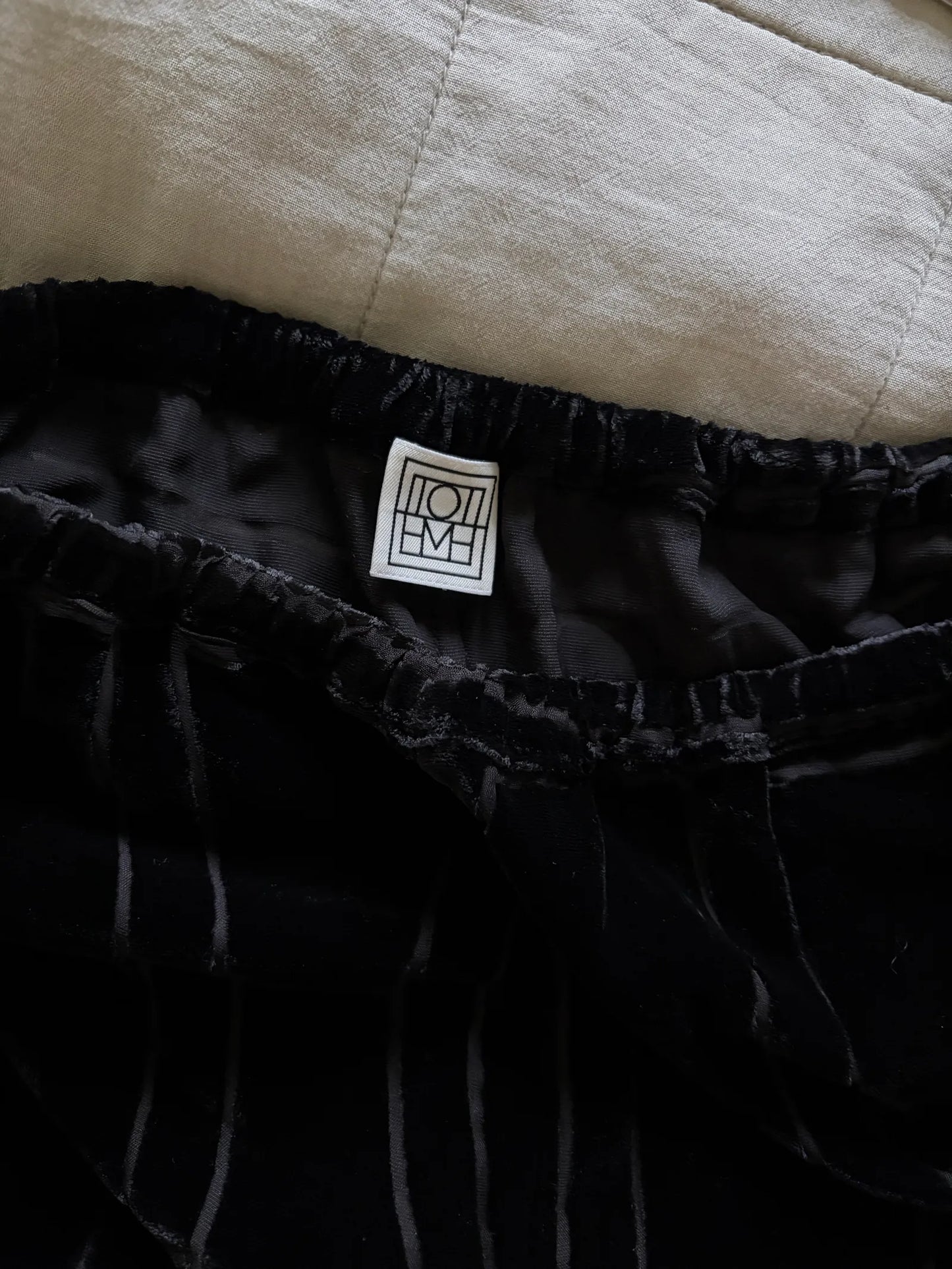 Toteme Monogram Devoré Pj Bottoms Black-byxor