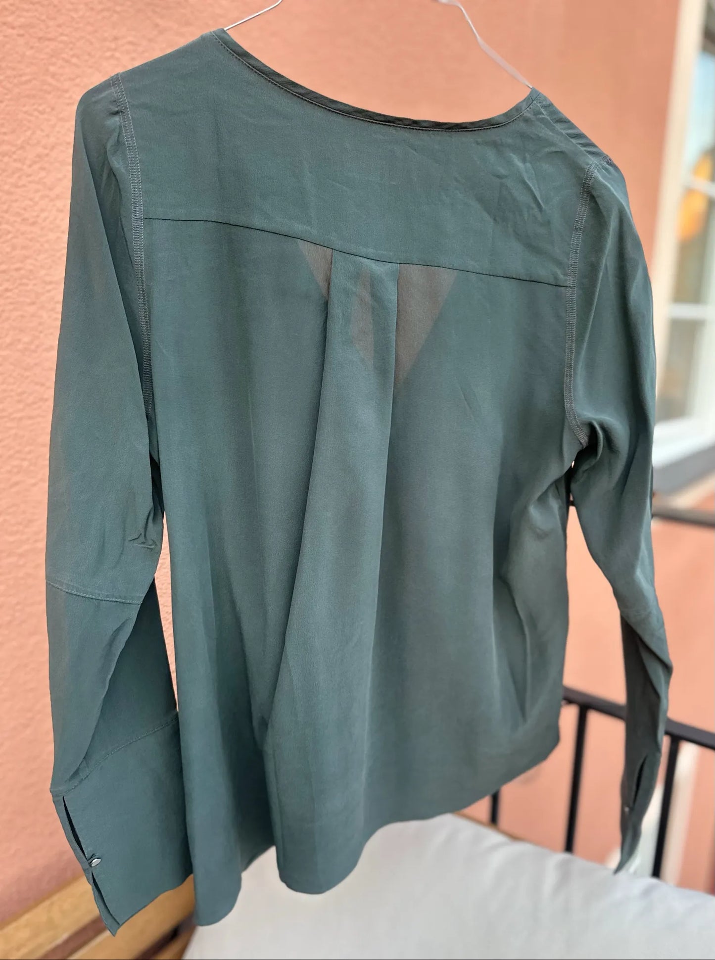 Ahlvar Gallery Blouse
