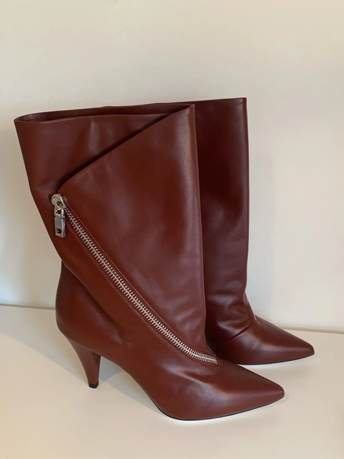 Givenchy Police 80 Cognac Leather-skinnboots NWOT