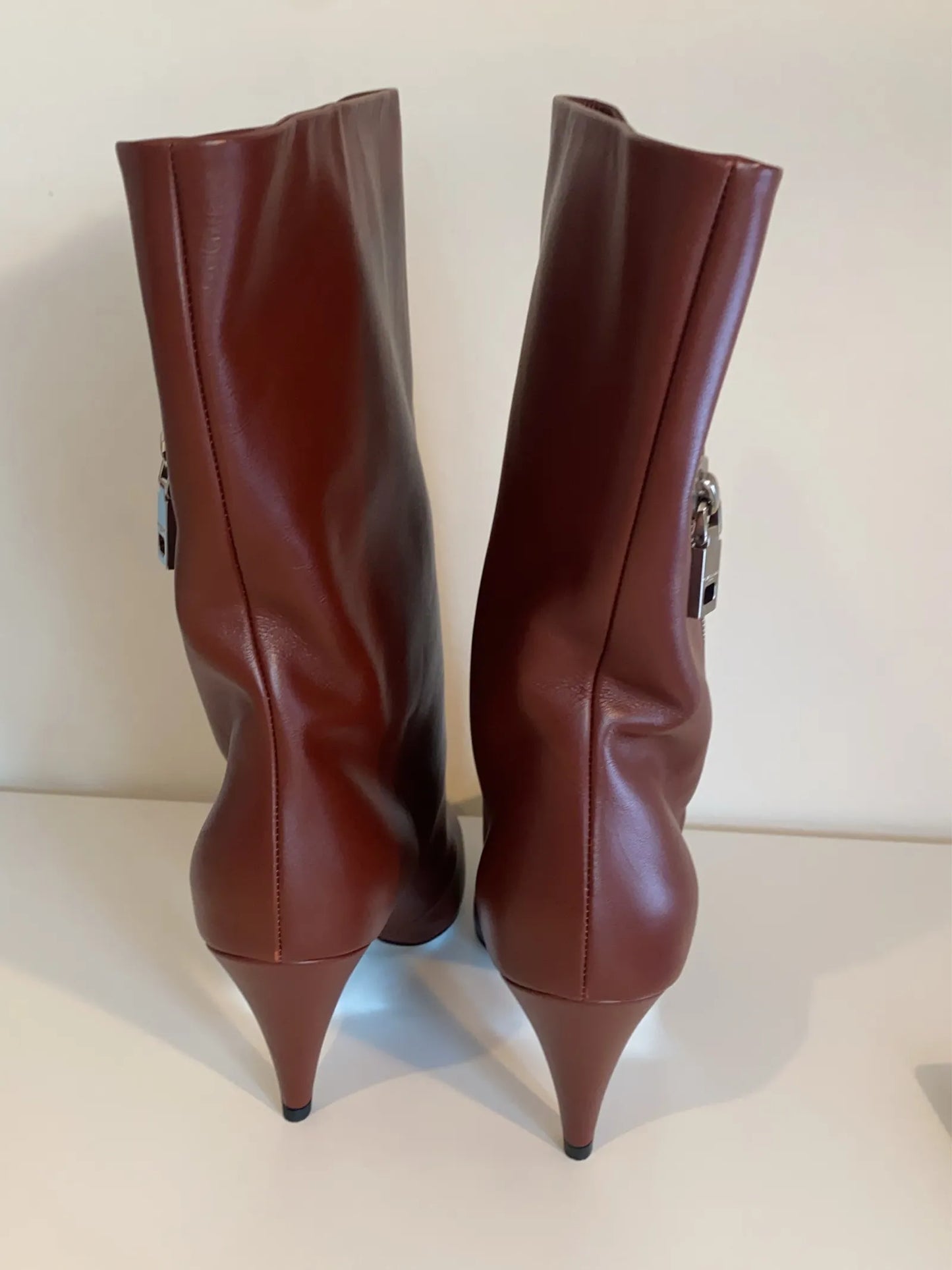 Givenchy Police 80 Cognac Leather-skinnboots NWOT