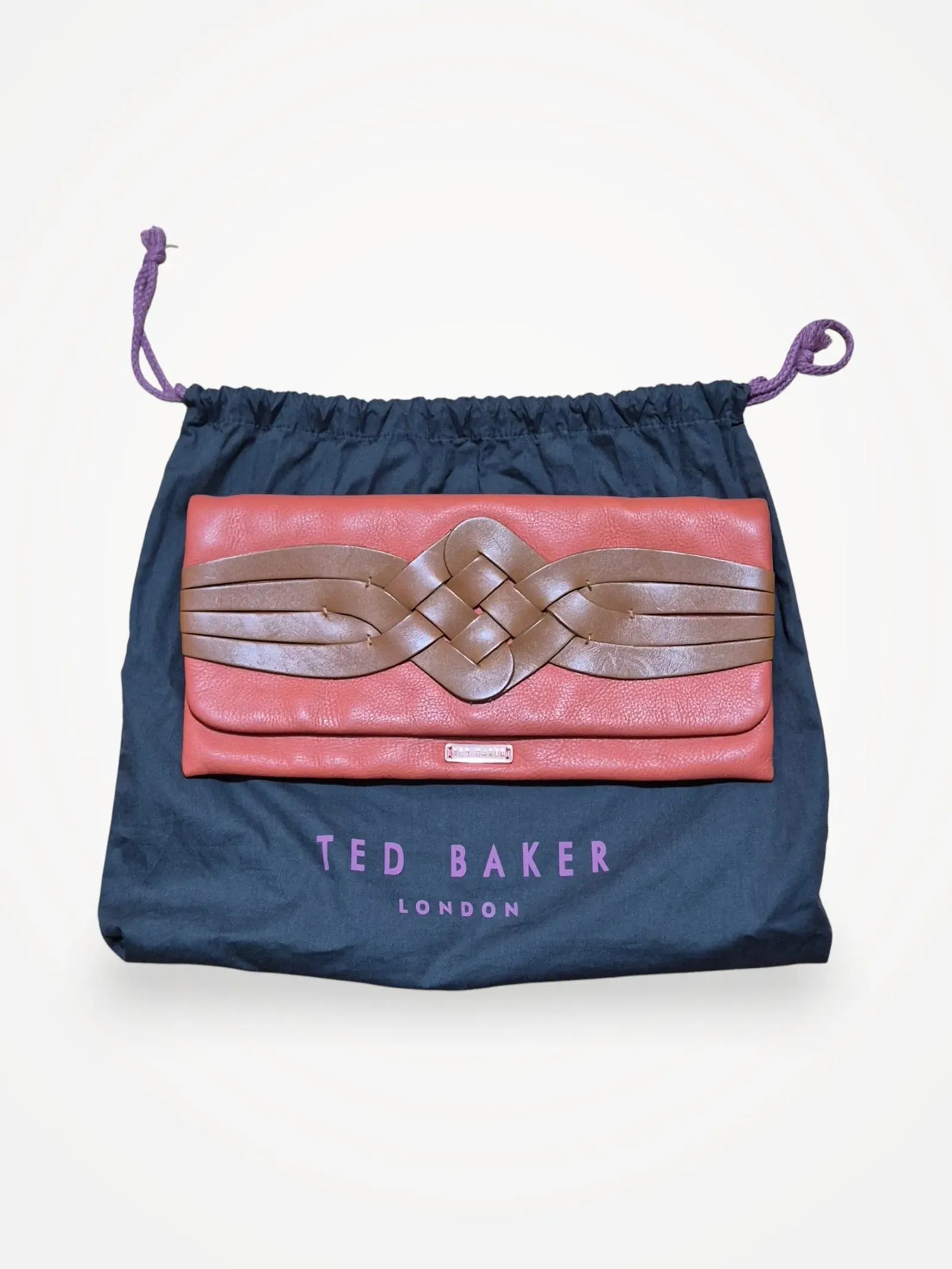 Ted Baker-skinnkuvertväska