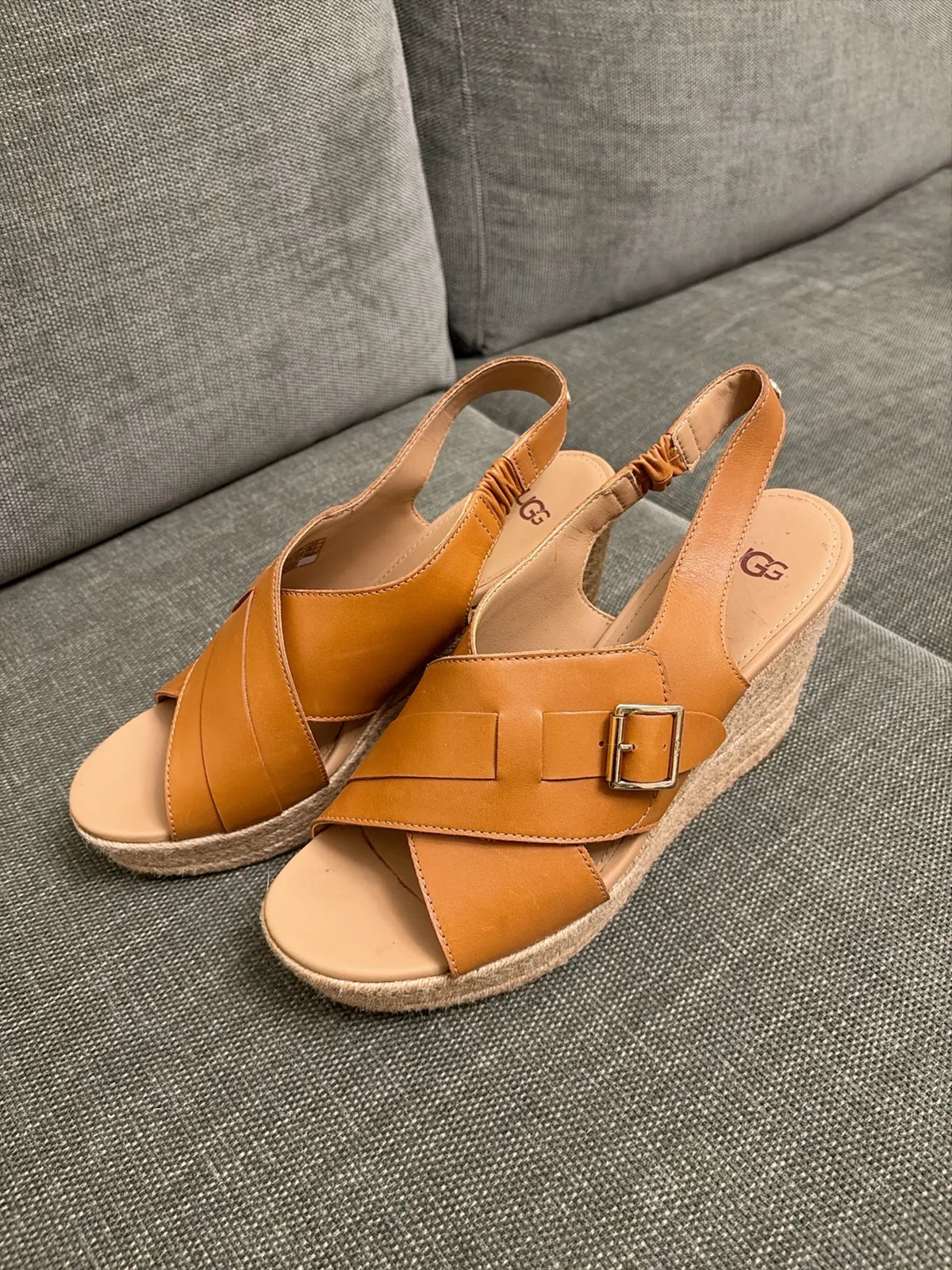 Ugg Claudeene-skinnsandaler