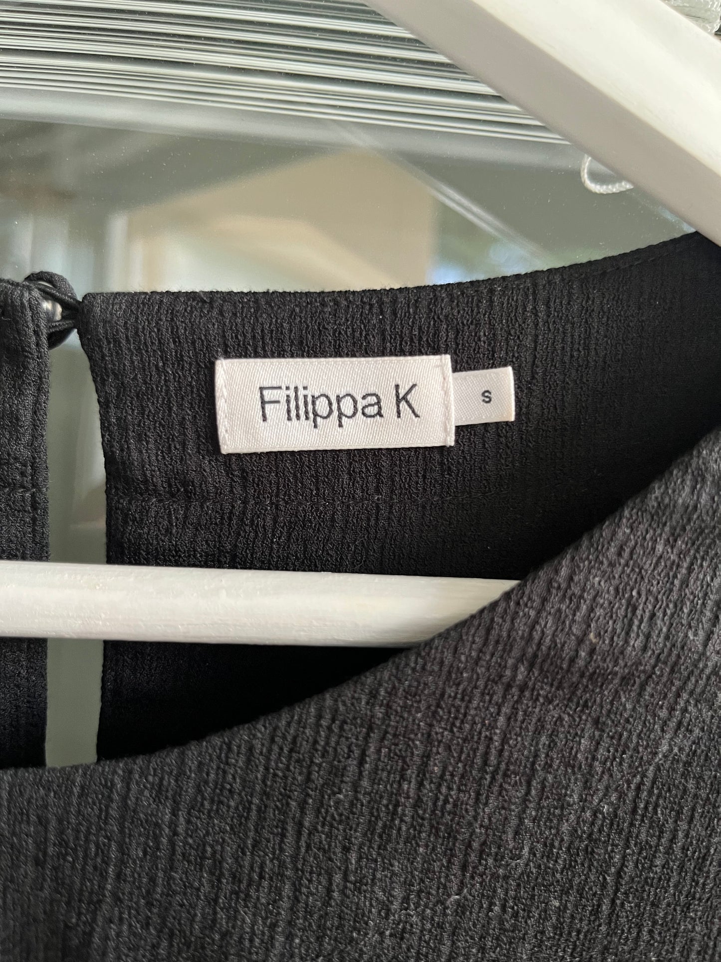 Filippa K-klänning