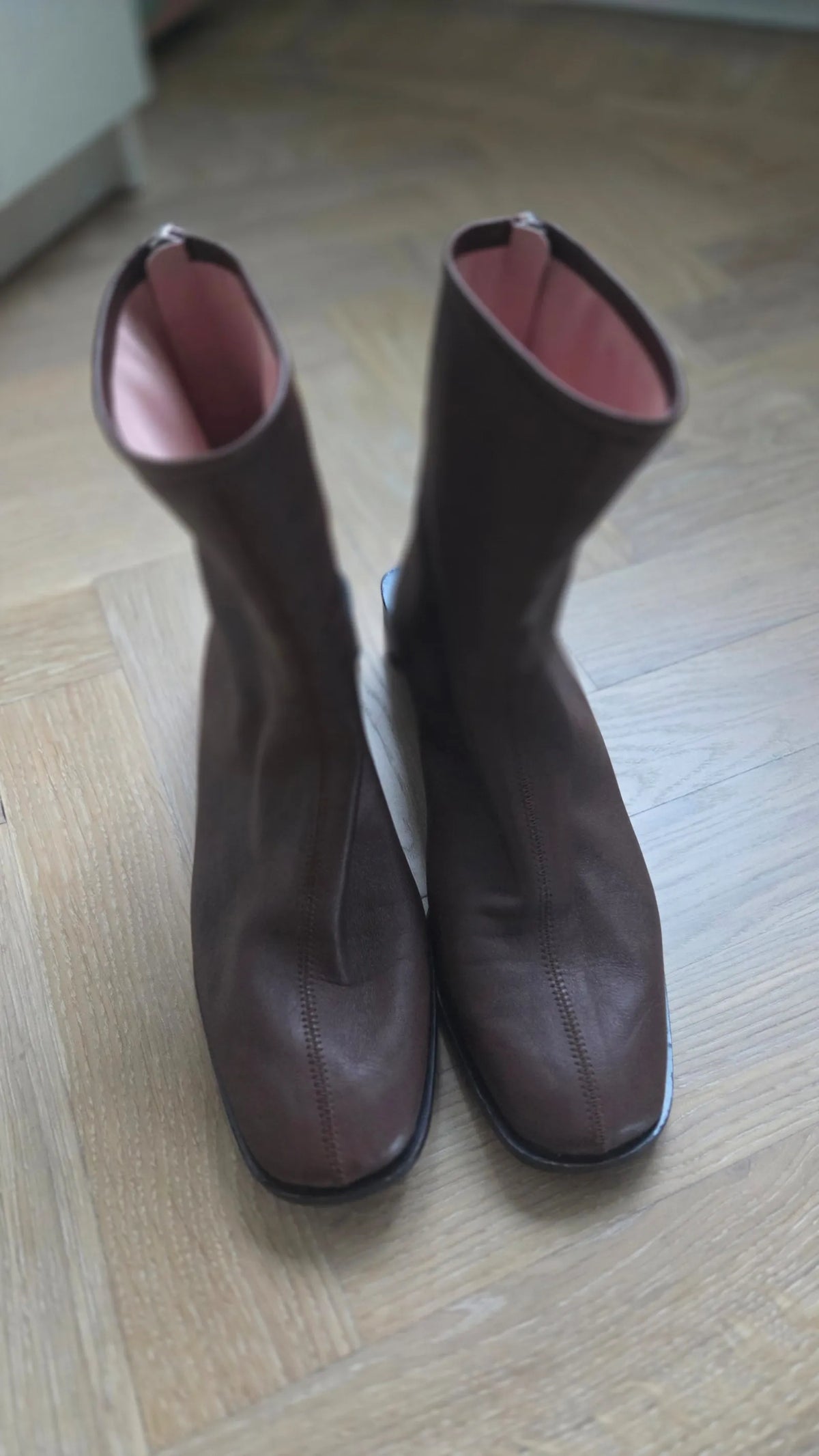 Acne Studios-skinnboots