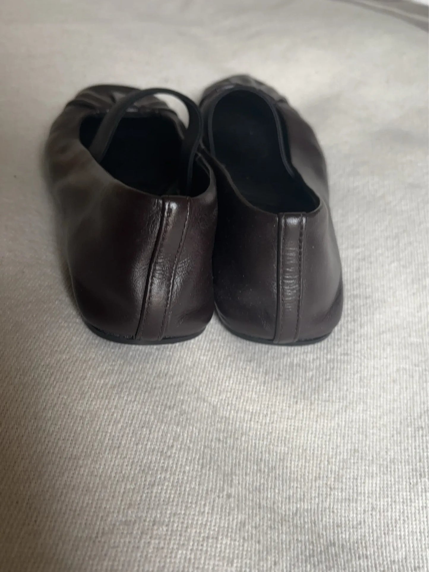 Massimo Dutti-skinnballerinaskor