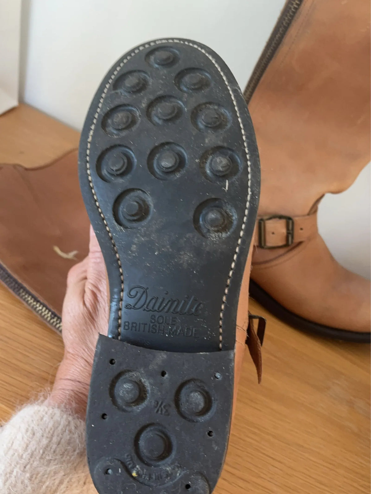 Primeskinnboots-boots